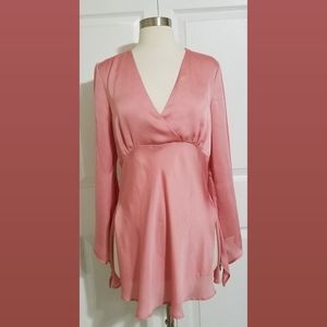 Dressbarn Pink Surplice Tunic Top Size Medium